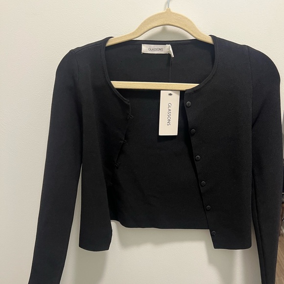 Cropped black ribbed cardigan from Glassons - Picture 1 of 5